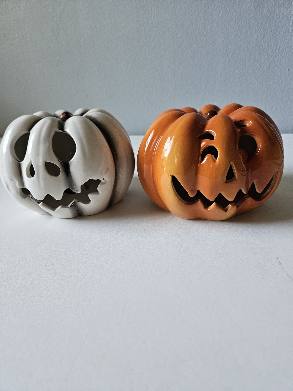 Ceramic Halloween Jack-O'-Lantern Pumpkin Set - Orange & White